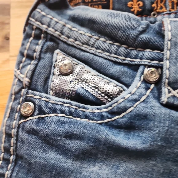 Rock Revival Straight Leg - Picture 3 of 15